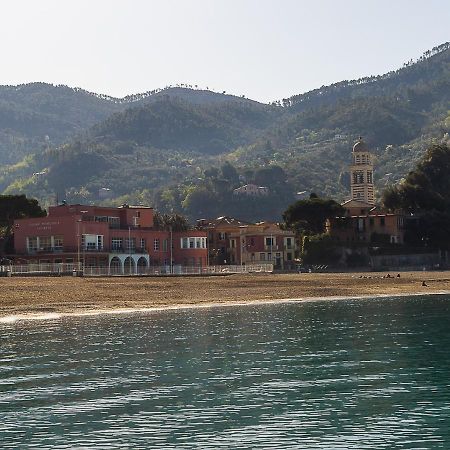 Casa Sandrina Levanto Luaran gambar